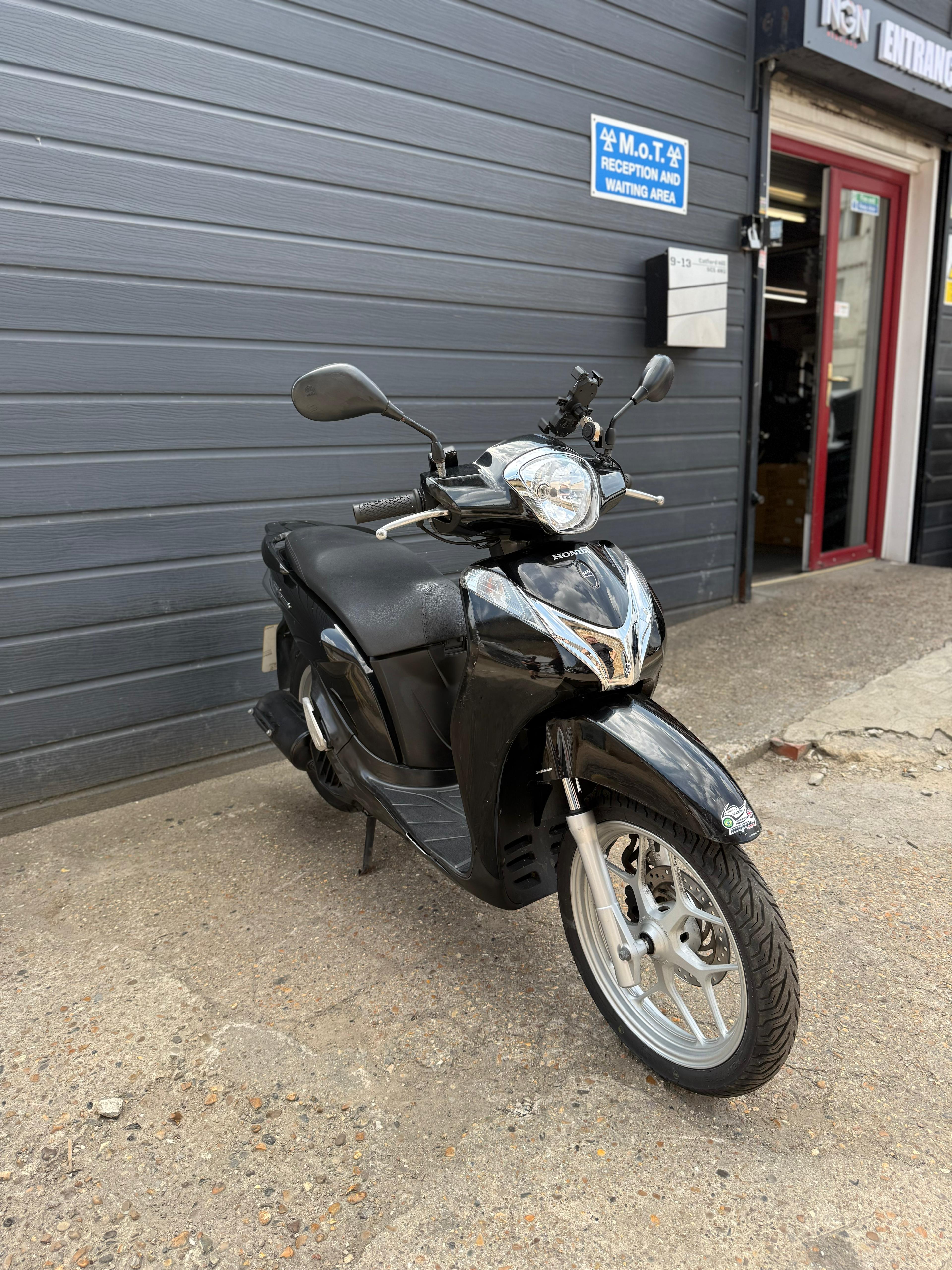 HONDA SH MODE 125 — image 2